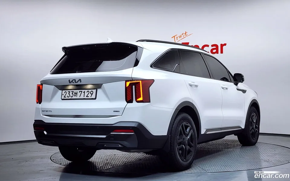 Kia Sorento HEV 1.6 2WD 2023 — миниатюра 2