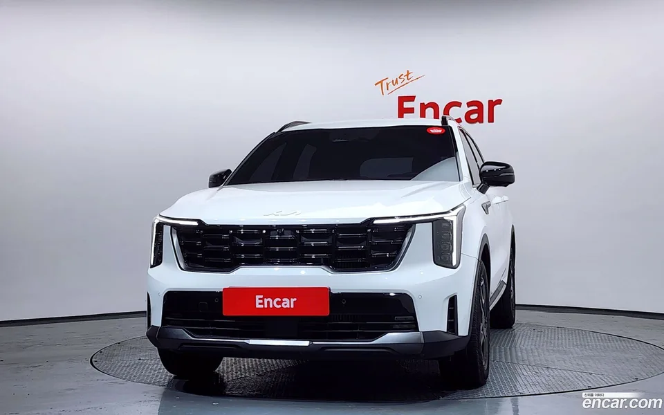 Kia Sorento HEV 1.6 2WD 2023 — миниатюра 3