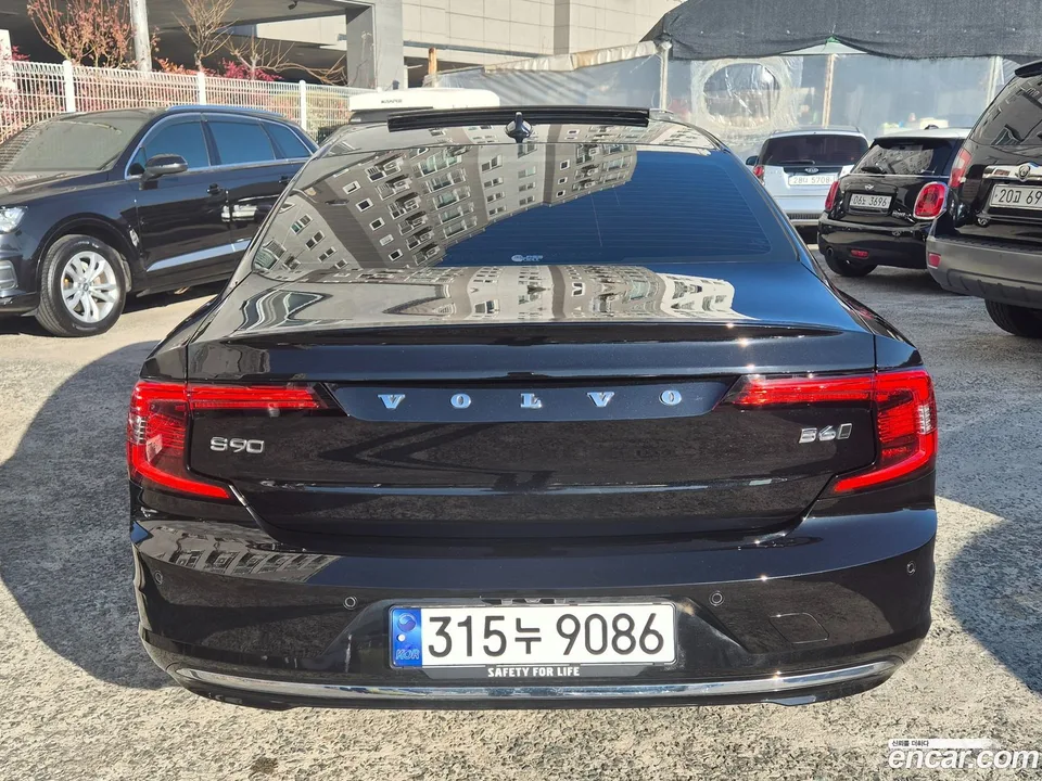 Volvo S90 B6 AWD 2023 — миниатюра 5