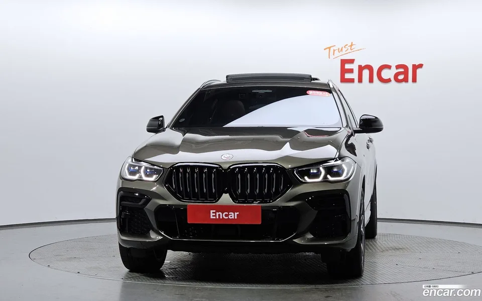BMW X6 xDrive40i M 2023 — миниатюра 3