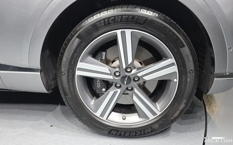 Genesis GV80 Coupe 2.5T AWD 2024 — миниатюра 2