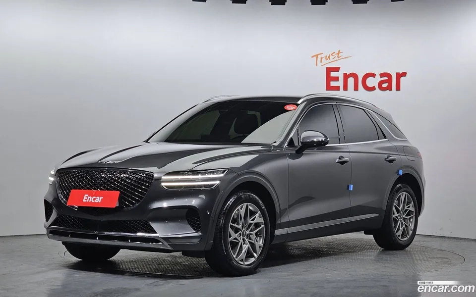 Genesis GV70 2.5T 2WD 2023 — фото 1, купить с доставкой в Москву