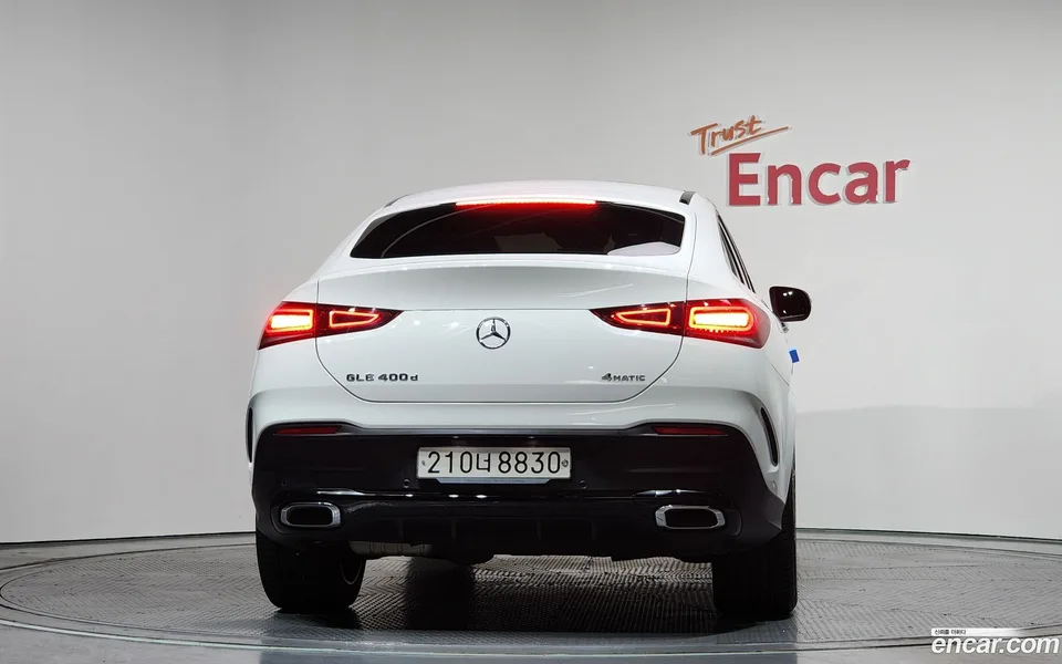 Mercedes-Benz GLE-Class GLE400d 4MATIC 2022 — миниатюра 4