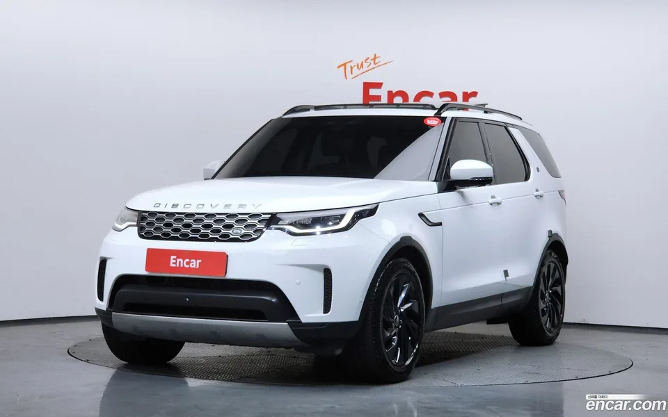 Land Rover Discovery D250 S 2022 — фото 1, купить с доставкой в Москву