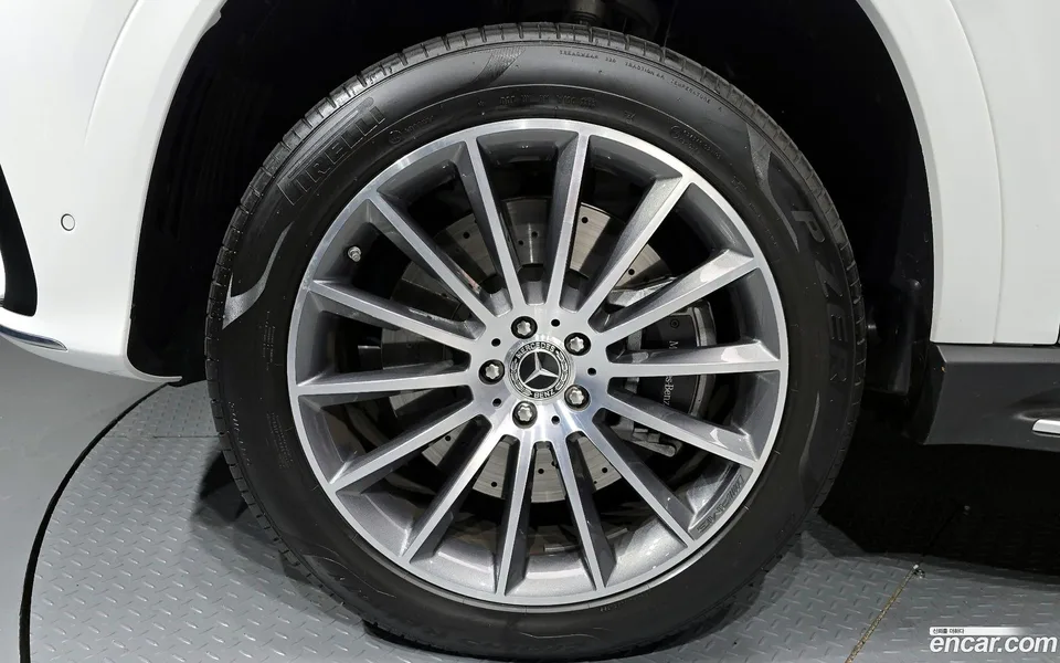Mercedes-Benz GLE-Class GLE450 4MATIC 2023 — миниатюра 5