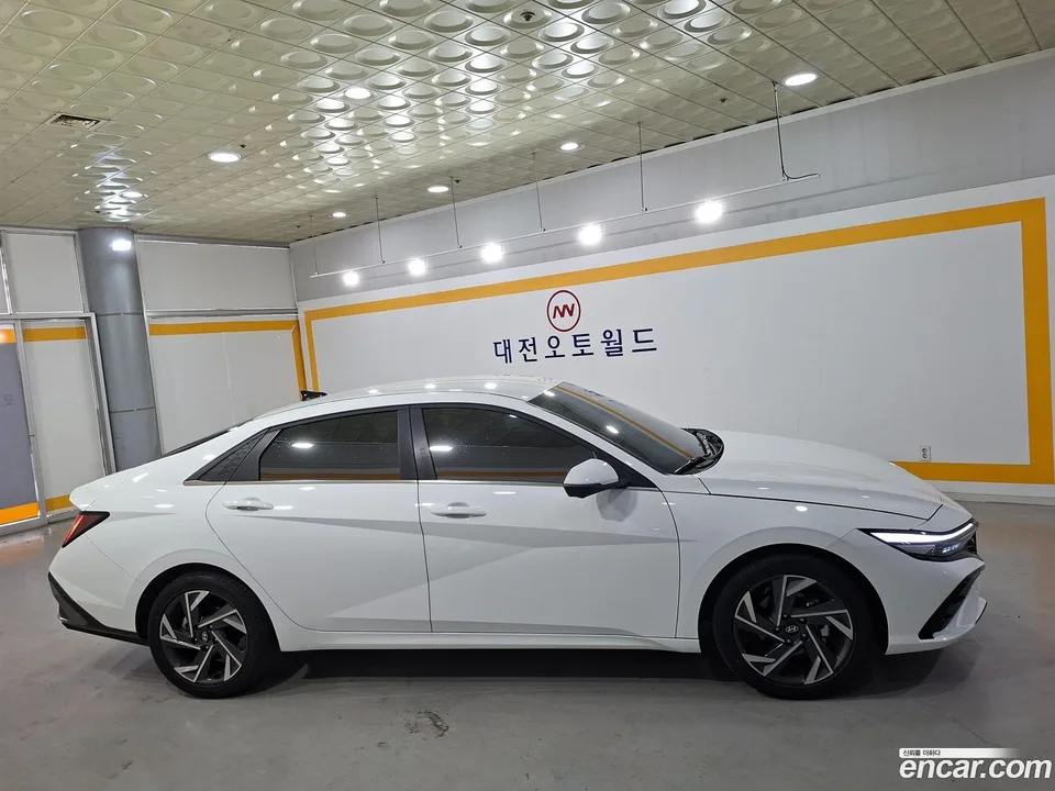 Hyundai Avante CN7 1.6 2024 — миниатюра 5