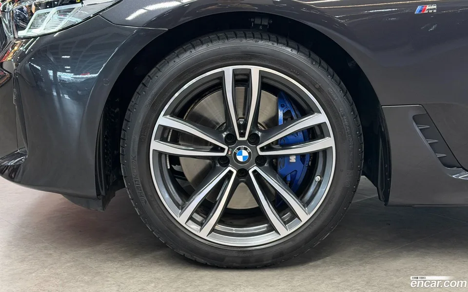 BMW 6 Series GT 620d M 2024 — миниатюра 2