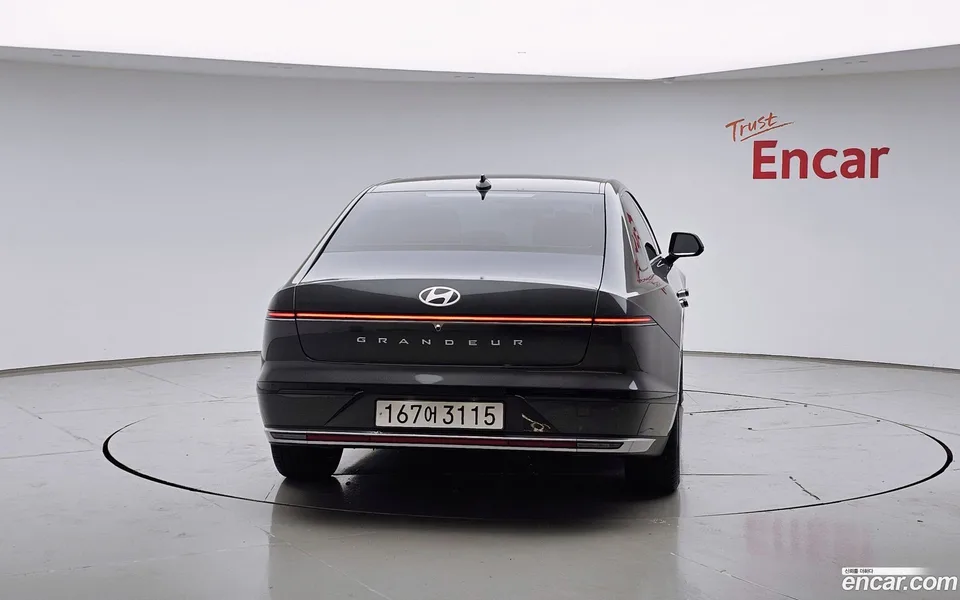 Hyundai Grandeur 3.5 4WD 2023 — миниатюра 4