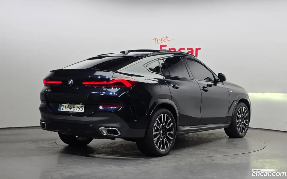 BMW X6 xDrive40i M 2024 — миниатюра 2