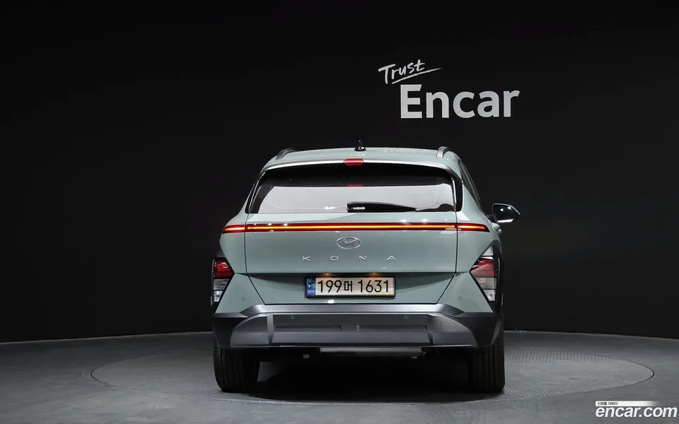 Hyundai Kona Hybrid 2023 — миниатюра 4