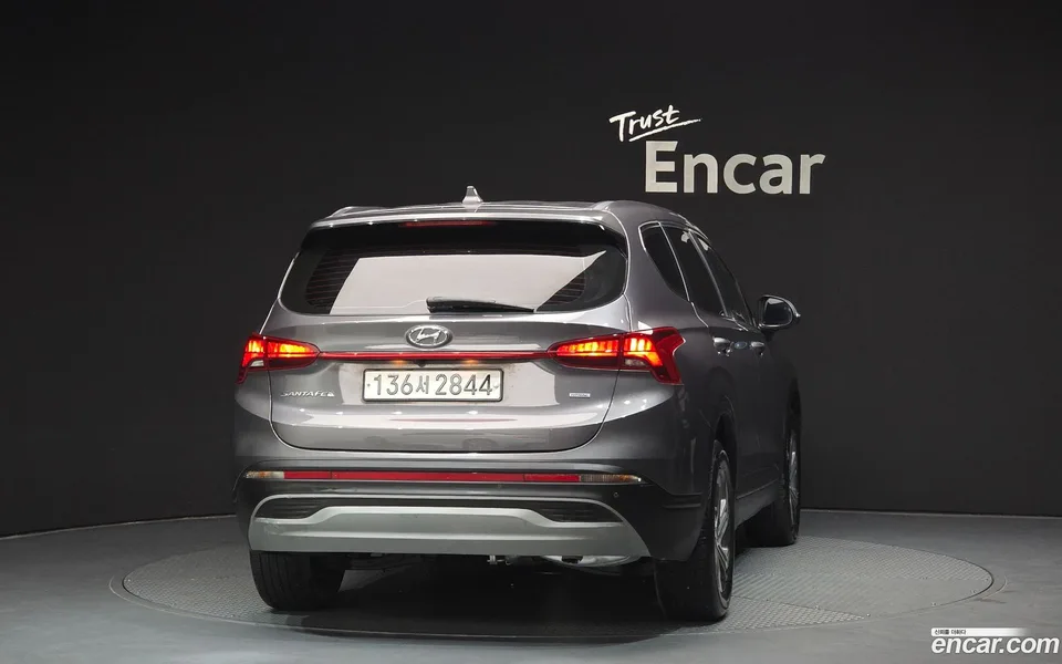 Hyundai SantaFe 2.2 4WD 2022 — миниатюра 4