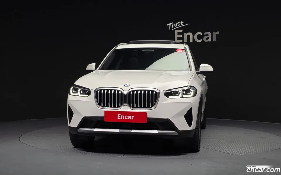 BMW X3 xDrive 20i 2022 — миниатюра 3