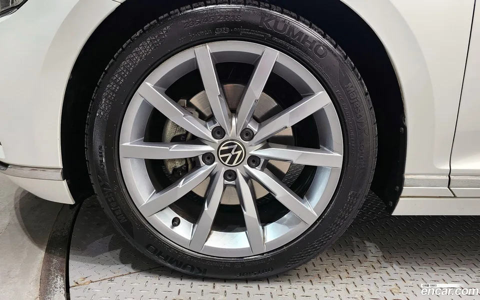 Volkswagen Passat GT 2.0 TDI 2022 — миниатюра 2