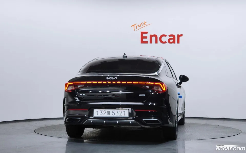 Kia K5 Hybrid 2023 — миниатюра 4