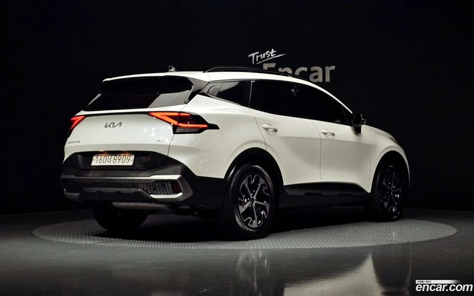 Kia Sportage Hybrid 2WD 2022 — миниатюра 2