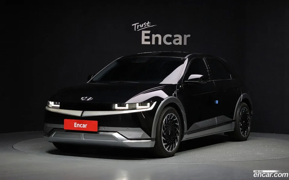 Hyundai Ioniq 5 2022 — фото 1, купить с доставкой в Москву