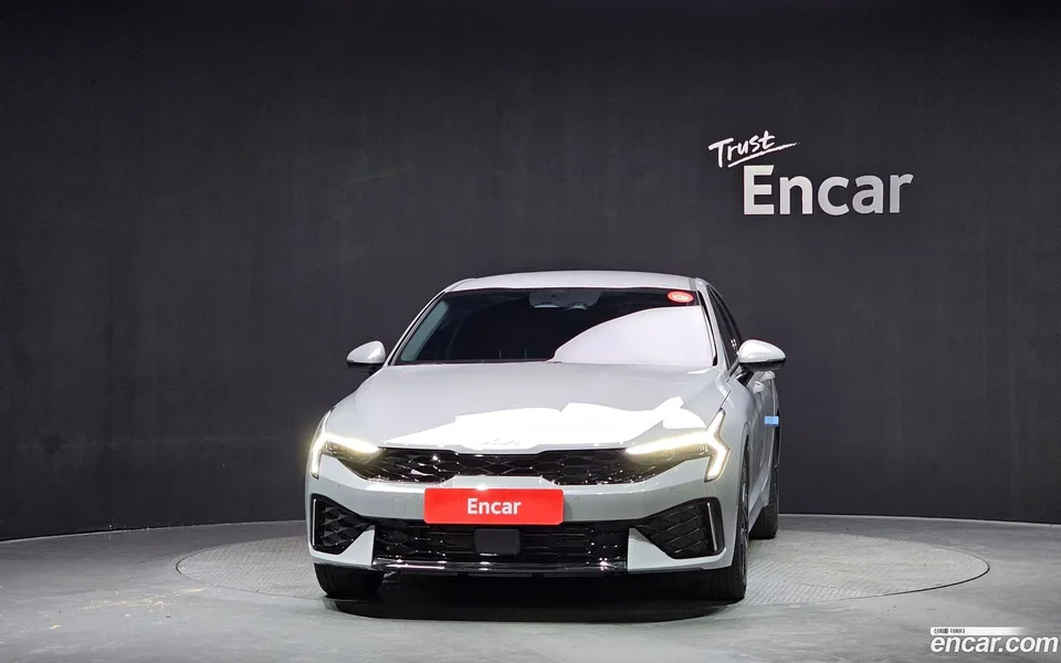 Kia K5 Hybrid 2025 — миниатюра 3