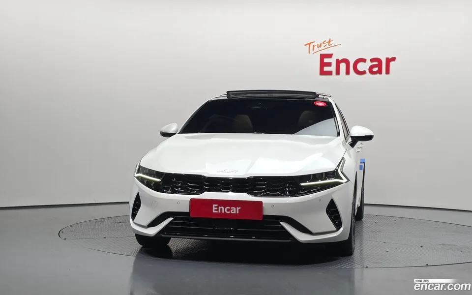 Kia K5 Hybrid 2023 — миниатюра 3