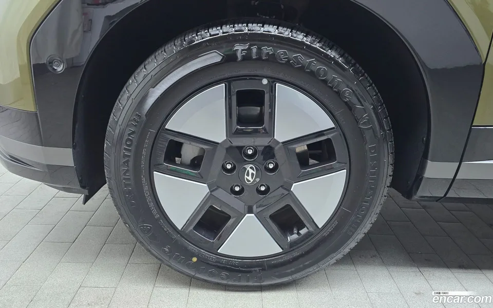 Hyundai SantaFe HEV 1.6 2WD 2023 — миниатюра 5