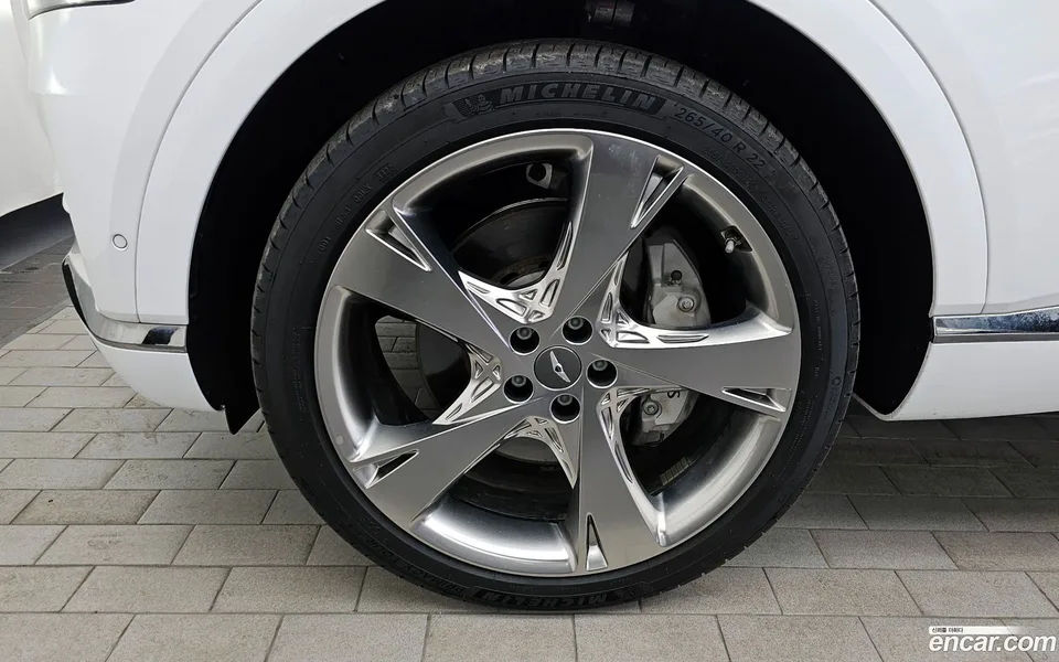 Genesis GV80 2.5T AWD 2023 — миниатюра 2
