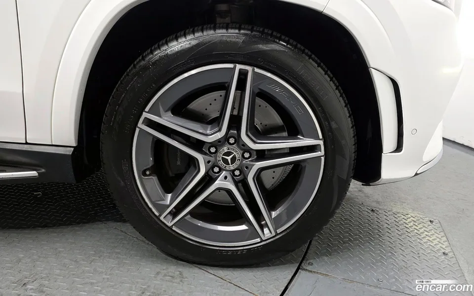 Mercedes-Benz GLS-Class GLS400d 4MATIC 2022 — миниатюра 5
