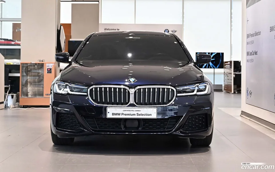BMW 5 Series 530i M 2023 — миниатюра 3