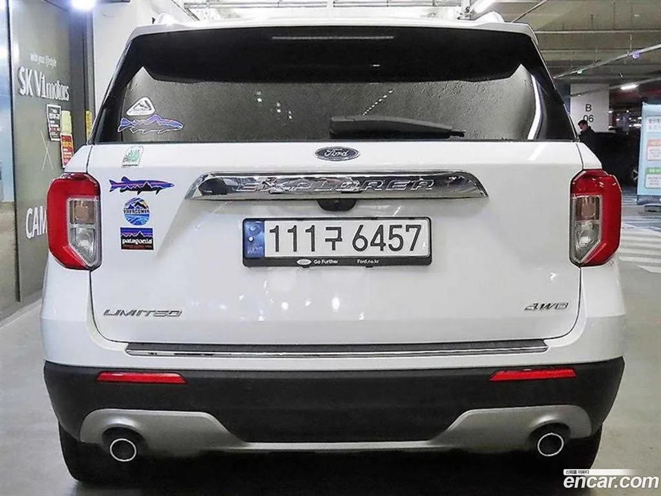 Ford Explorer 2.3 4WD 2022 — миниатюра 2