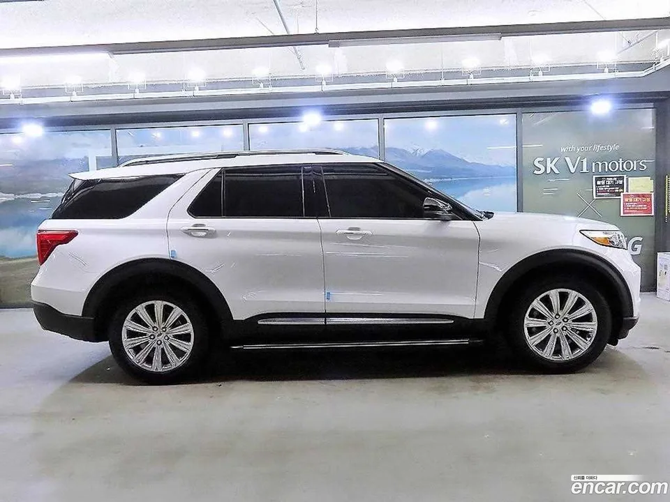 Ford Explorer 2.3 4WD 2022 — миниатюра 3