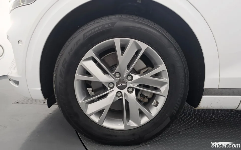Genesis GV70 2.2 AWD 2022 — миниатюра 2