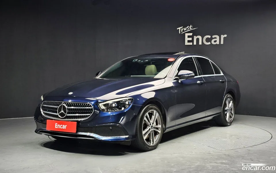 Mercedes-Benz E-Class E350 4MATIC 2022 — фото 1, купить с доставкой в Москву