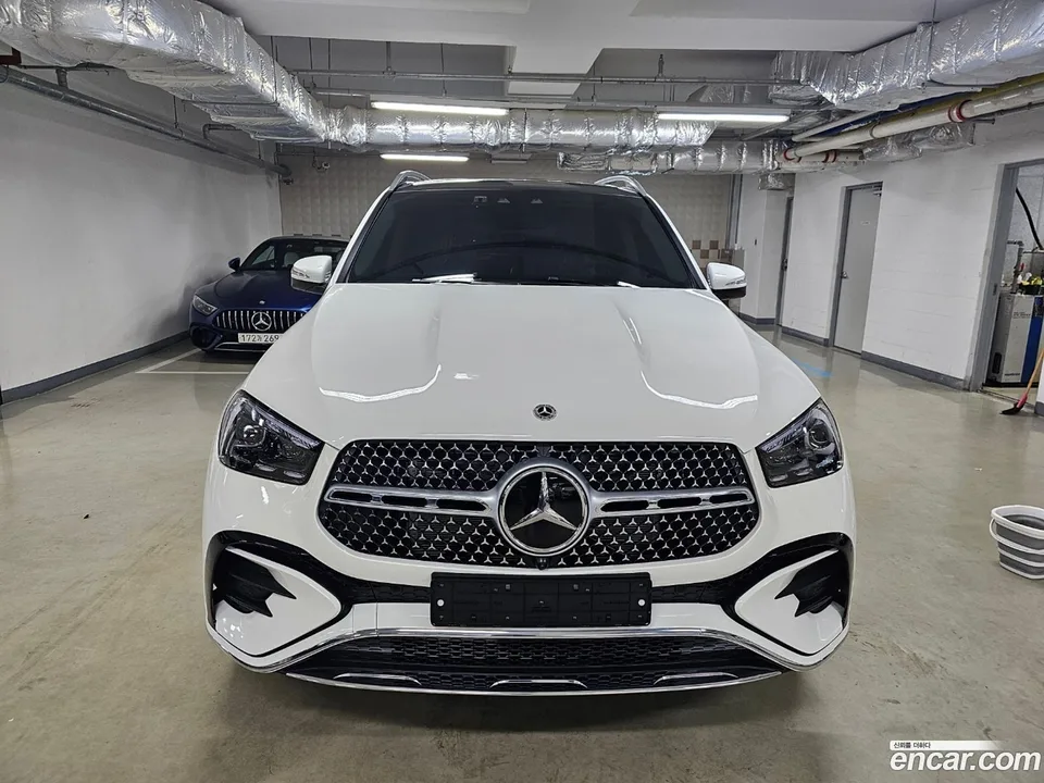 Mercedes-Benz GLE-Class GLE450 4MATIC 2023 — миниатюра 2