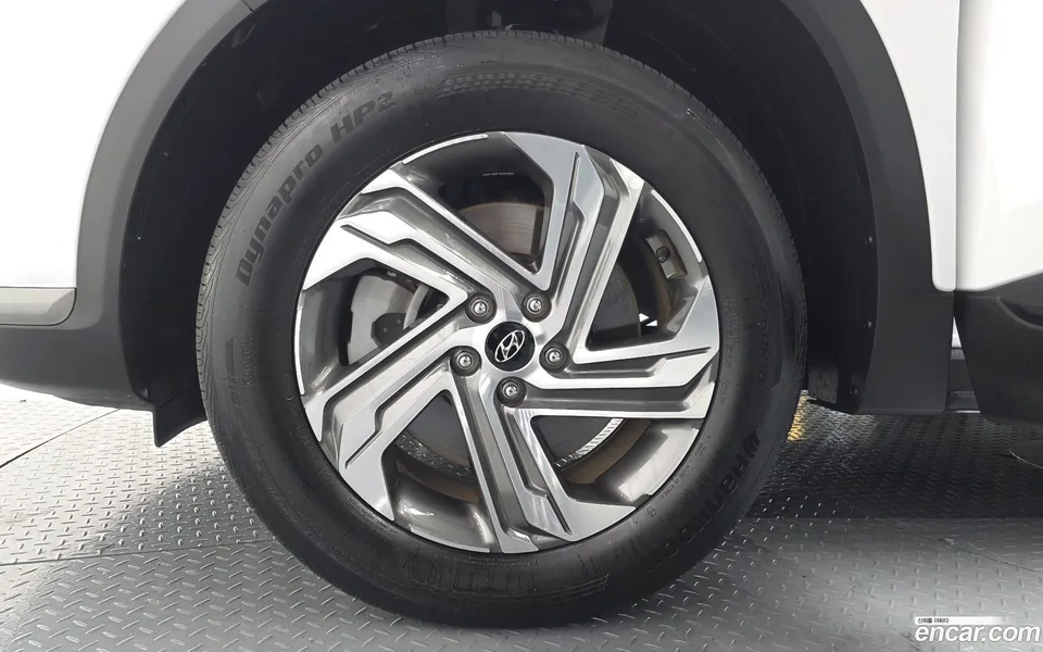 Hyundai SantaFe 2.5T 2WD 2023 — миниатюра 2