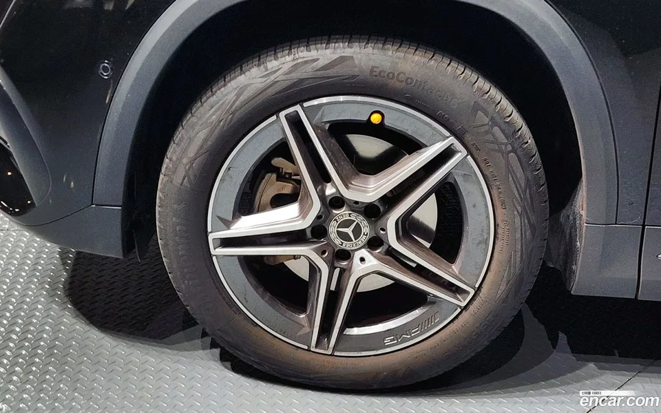 Mercedes-Benz GLA-Class GLA250 4MATIC 2022 — миниатюра 2