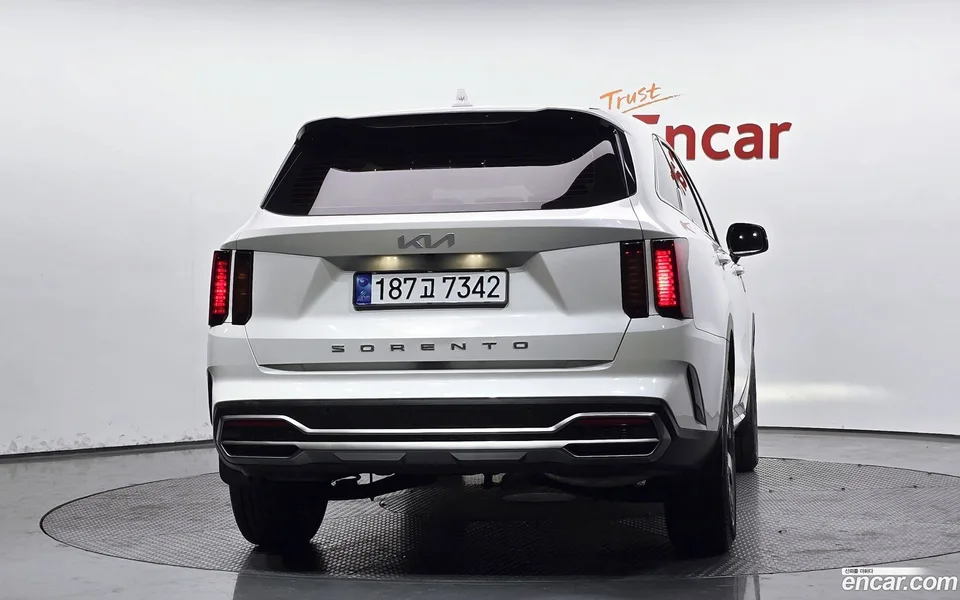 Kia Sorento 2.2 2WD 2022 — миниатюра 4