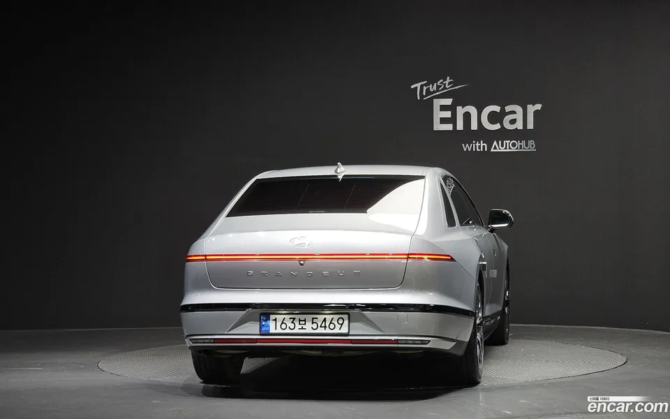 Hyundai Grandeur 2.5 2WD 2023 — миниатюра 4