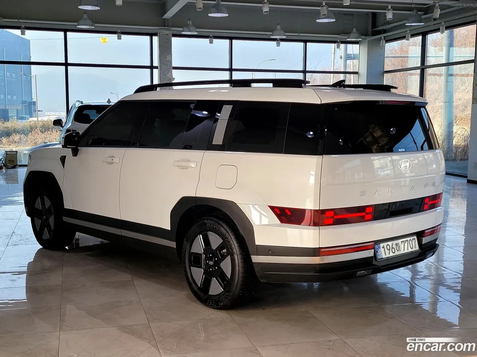 Hyundai SantaFe HEV 1.6 4WD 2024 — миниатюра 4