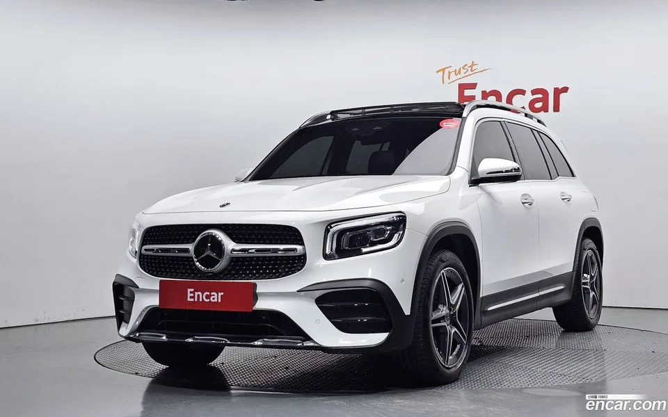 Mercedes-Benz GLB-Class GLB250 4MATIC 2022 — фото 1, купить с доставкой в Москву