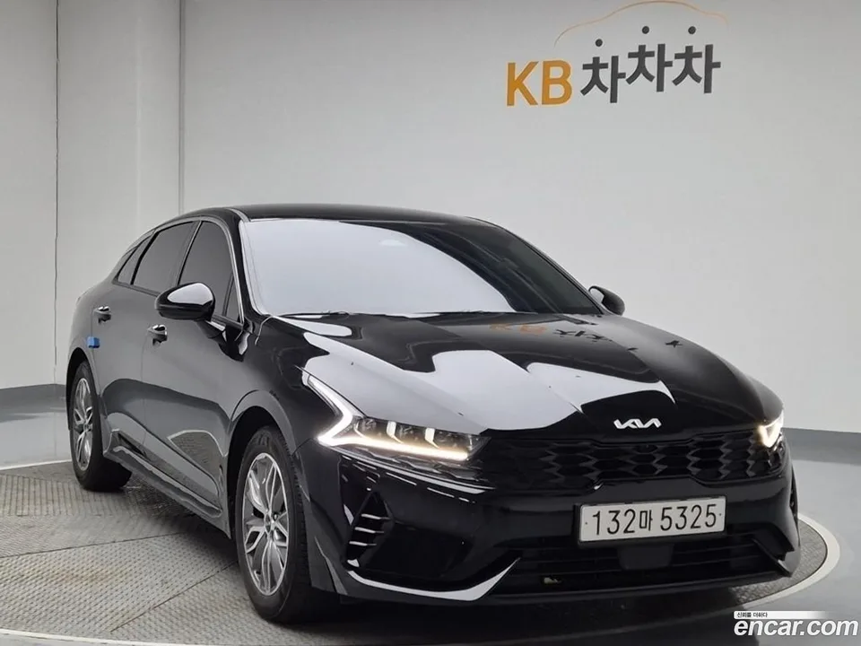 Kia K5 Hybrid 2023 — thumbnail 4