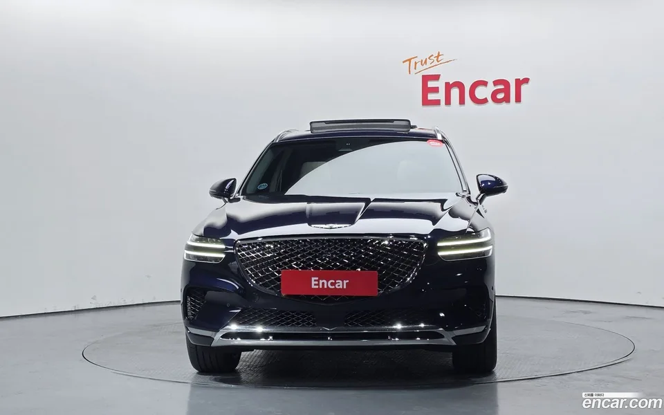 Genesis GV70 2.5T 2WD 2023 — миниатюра 3