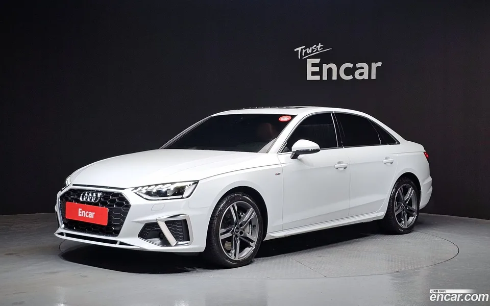 Audi A4 45 TFSI 2022 — фото 1, купить с доставкой в Москву