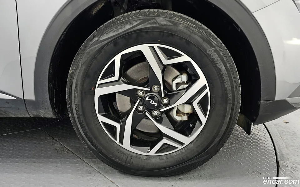 Kia Sportage 2.0 2WD 2022 — thumbnail 2