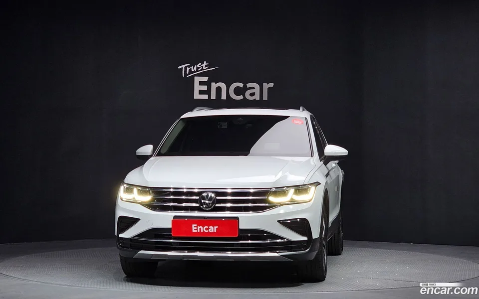 Volkswagen Tiguan 2.0 TDI 4 2023 — миниатюра 3