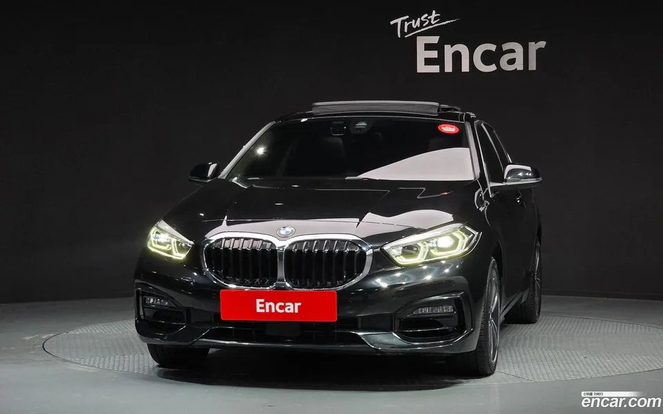 BMW 1 Series 120i 2022 — миниатюра 3