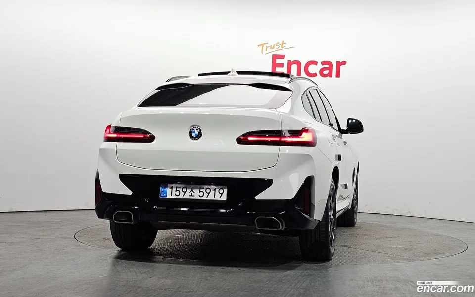 BMW X4 xDrive20i M 2022 — миниатюра 4