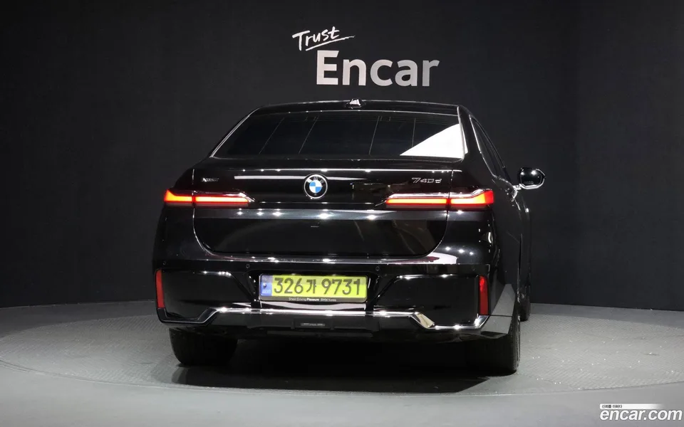 BMW 7 Series 740d xDrive M 2024 — миниатюра 4