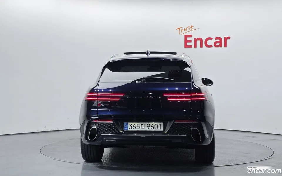Genesis GV70 2.5T 2WD 2023 — миниатюра 4