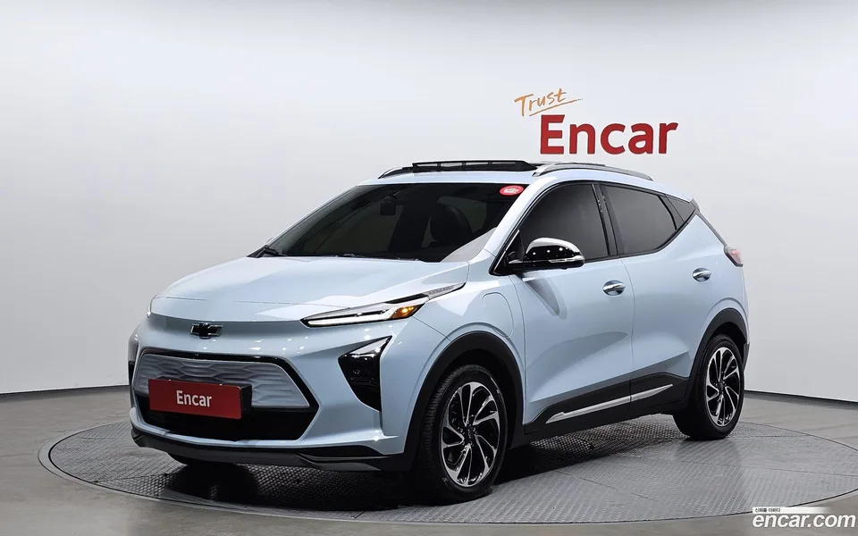 Chevrolet Bolt EUV 2022 — фото 1, купить с доставкой в Москву