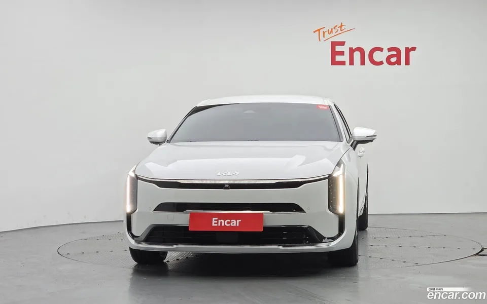 Kia K8 Hybrid 2024 — миниатюра 3