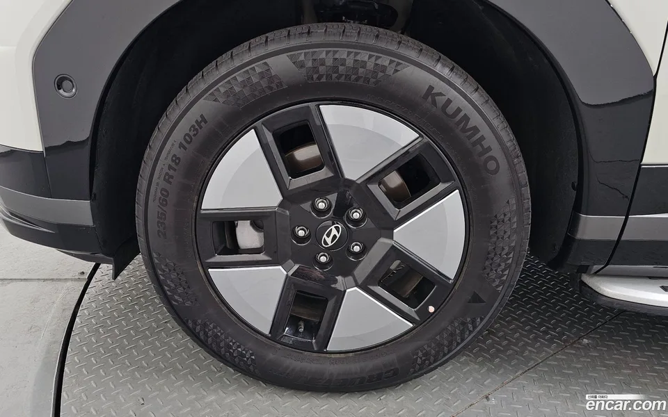 Hyundai SantaFe HEV 1.6 2WD 2023 — миниатюра 5