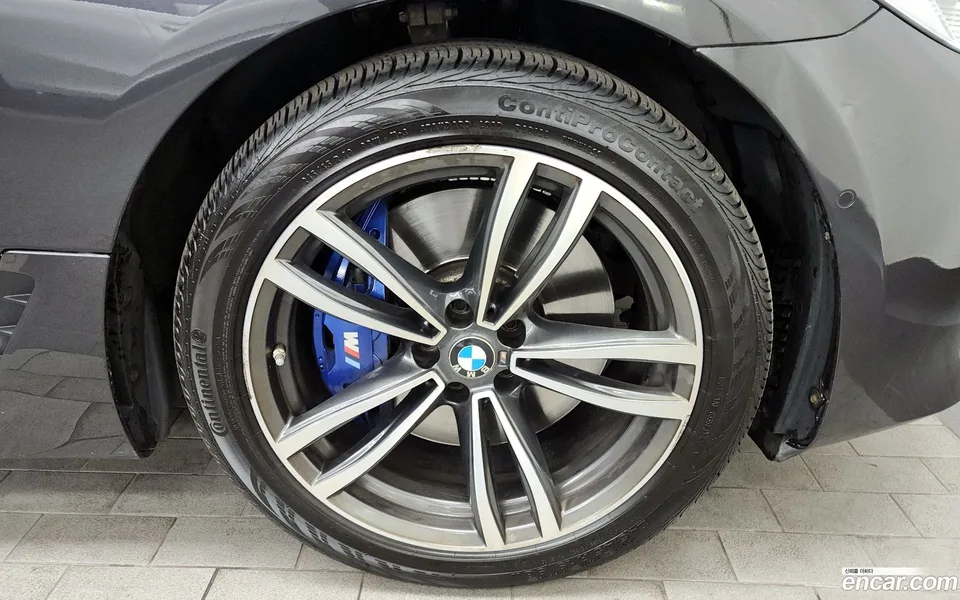 BMW 6 Series GT 620d M 2022 — миниатюра 2